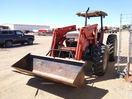 Case 5120A Utility Tractor