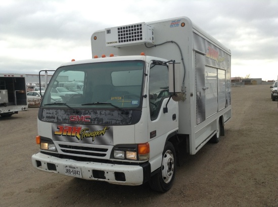 2005 GMC W4500 Concession Truck