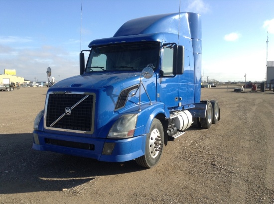 2008 Volvo D-13 Sleeper Truck Tractor