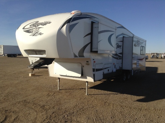 2014 Keystone Cougar Lite Trivel Trailer