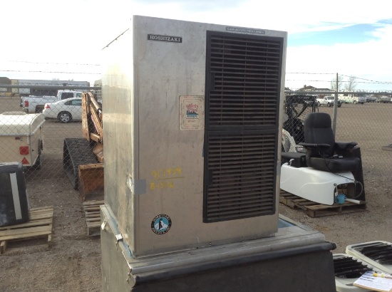 Hoshizaki Ice Machine w/ Ice Ben