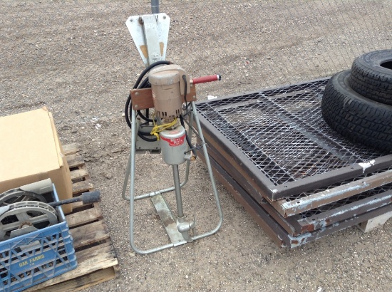 Antique Minnkota electric motor w/stand