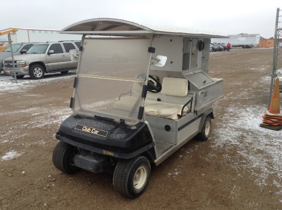 2004 Club Cart 2 Seat Beverage Cart Engine Type: 2 Cylinder , Fuel Type: G , Transmission: Automatic