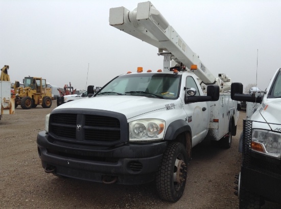 2009 Dodge Ram 5500 Truck w/ Aerial Lift 4X4 Cummins , Fuel Type: D , Transmission: Automatic , Colo