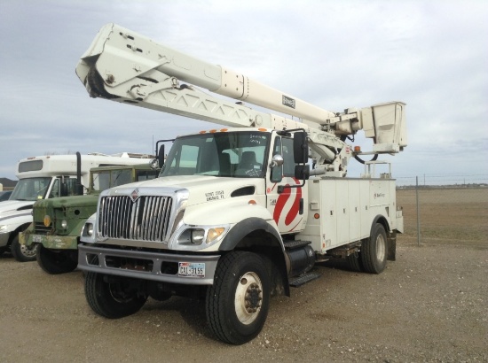 2006 International 7400 Chassis with Aerial Lift Hi-Ranger 55' Double Bucket Lift, Serial no. 205092