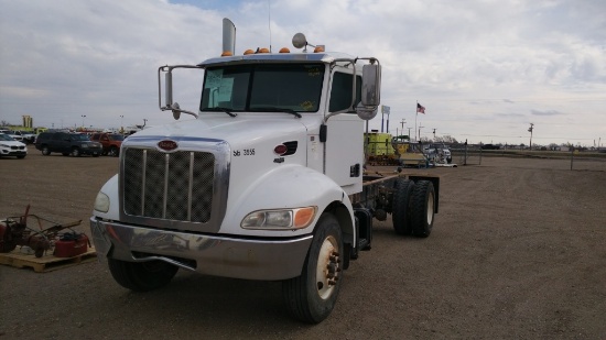 2008 Peterbilt 335 Day Cab Truck Tractor 4x2 6 Cylinder , Fuel Type: D , Transmission: 10 Speed , Co