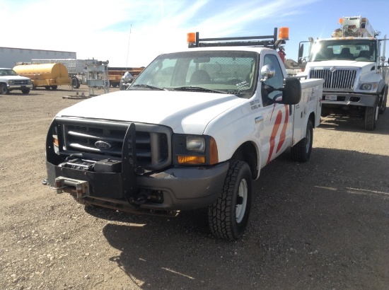2004 Ford F-250 Service Truck 4x4 Triton v10 , Fuel Type: G , Transmission: Automatic , Color: White