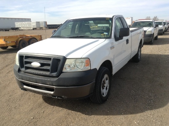 2008 Ford F-150 Pickup Truck 4X2 V6, 4.2L , Fuel Type: G , Transmission: 0 , Color: White , ODO Read