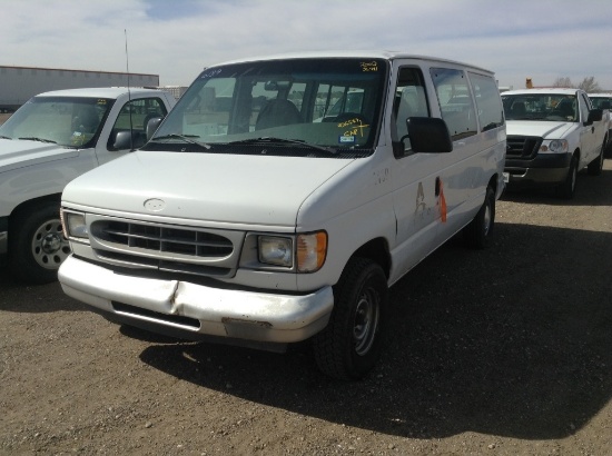 2002 Ford E-Series Cargo Full-Size Van RWD V6, 4.2L , Fuel Type: G , Transmission: A4 , Color: White