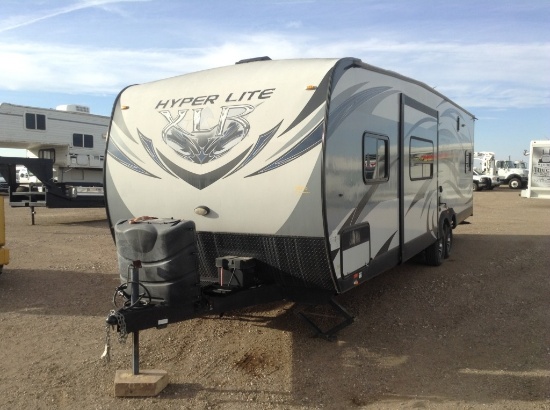 2015 Hyper Lite XLR Travel Trailer/Toy Hauler , Tandem , Bumper Hitch , Color White , VIN: 4X4TXLE26