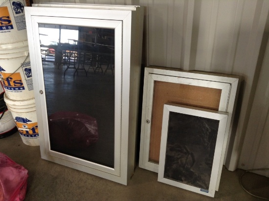 (5) Aluminum Framed Message Boards *One is Broken*