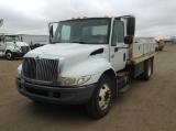 2007 International 4300 Day Cab 24M Flatbed 4x2 6 Cylinder , Fuel Type: D , Transmission: Automatic