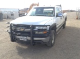 2001 Chevrolet Silverado Pickup Truck 4WD V8, 6.0L , Fuel Type: G , Transmission: 0 , Color: White ,