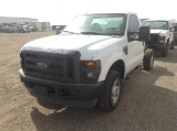 2009 Ford F-250 Cab and Chassis 4x4 V8 , Fuel Type: G , Transmission: Automatic , Color: White , ODO