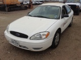 2007 Ford Taurus Sedan Car FWD V6, 3.0L , Fuel Type: G , Transmission: A4 , Color: White , ODO Reads