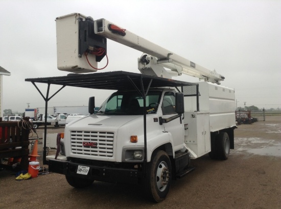 2006 GMC C7500 Frestry Package 70' Lift Truck