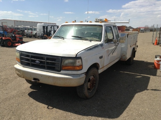 1997 Ford F-350 Ext. Cab Flatbed Crane Truck