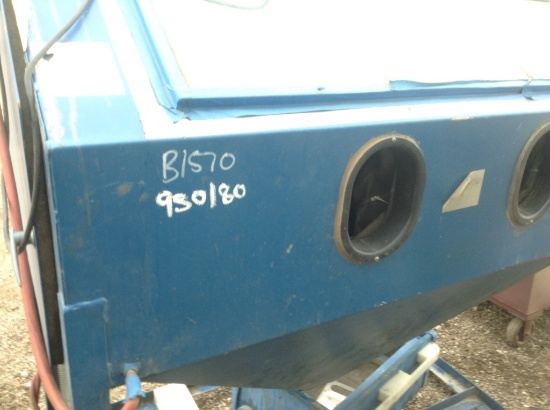Sand Blasting Cabinet