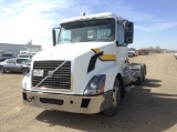 2007 Volvo VE D12 Day Cab Truck Tractor