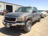 2006 GMC Sierra 2500HD Pickup Truck