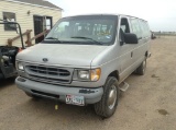 2001 Ford E-Series Wagon Full-Size Van