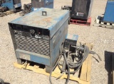 Miller Deltaweld 451 Welder w/Miller 24v Wire Feed