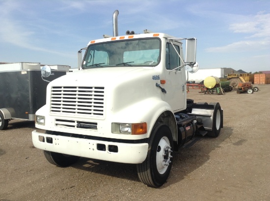 2003 International 8100 Truck Tractor