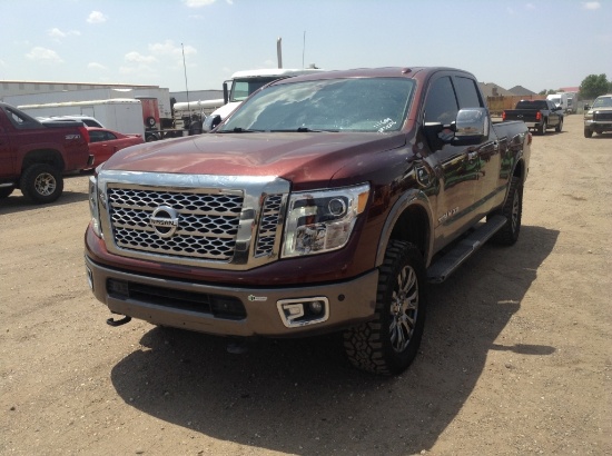 2016 Nissan Titan XD Pickup Truck