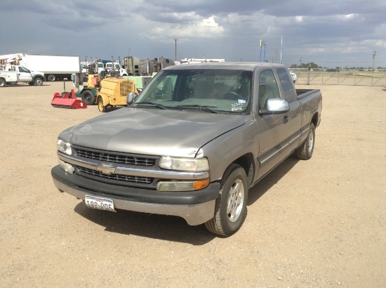 2000 Chevrolet Silverado Pickup Truck