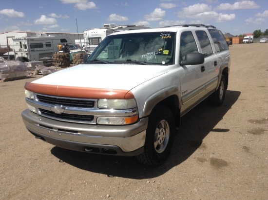 2000 Chevrolet Suburban SUV
