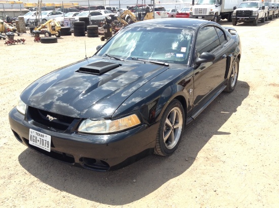 2004 Ford Mustang Coupe Car