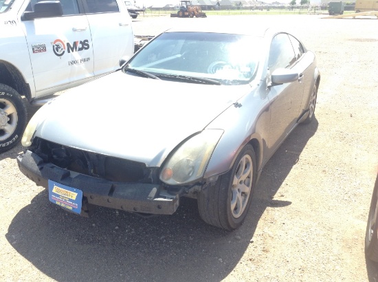 2004 INFINITI G35 Coupe Car