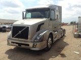 2011 Volvo Sleeper Truck Tractor