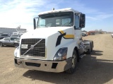 2007 Volvo VE D12 Day Cab Truck Tractor