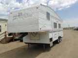 2000 Fleetwood 255B Wilderness Travel Trailer