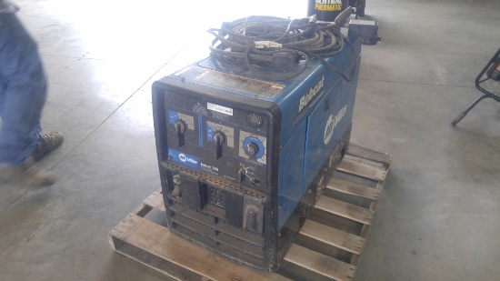 Miller Bobcat 250 Gas Welder W/Lead