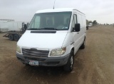 2004 Freightliner Sprinter Van Full-Size Van