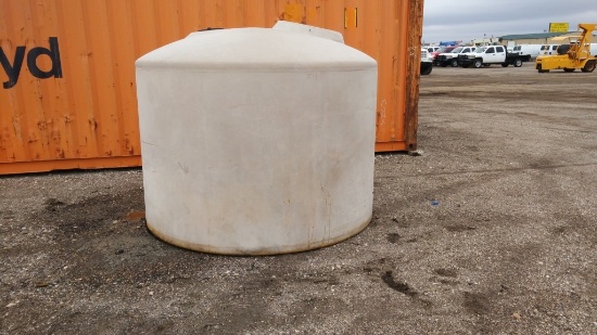1300 Gallon Water Tank
