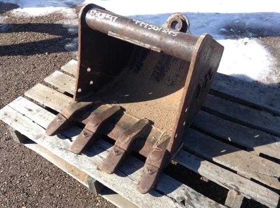 18" Quick Connect Mini Excavator Bucket