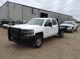 2015 Chevrolet Silverado Pickup Truck 4X4 V8, 6.6L T , Fuel Type: D , Transmission: A6 , Color: Whit