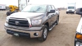 2011 Toyota Tundra Pickup Truck 4X2 V8, 4.6L , Fuel Type: G , Transmission: A6 , Color: GrAY , ODO R