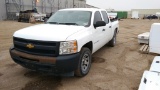 2009 Chevrolet Silverado Pickup Truck 4X4 V8, 5.3L , Fuel Type: F , Transmission: A6 , Color: White 