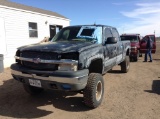 2003 Chevrolet Silverado Pickup Truck 4WD V8, 6.0L , Fuel Type: G , Transmission: A4 , Color: GrAY ,