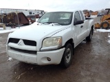 2007 Mitsubishi Raider Pickup Truck RWD V6, 3.7L , Fuel Type: G , Transmission: M6 , Color: White , 