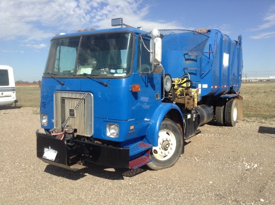 2001 Volvo Refuse Truck 4x2 D7 , Fuel Type: D , Transmission: AUTOMATIC , C