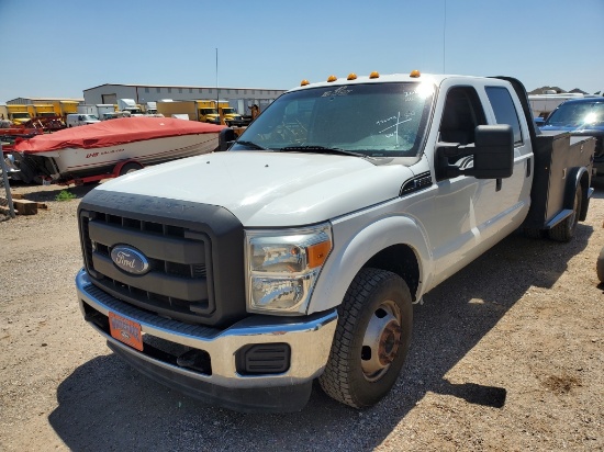 2012 Ford F-350 Super Dut Flatbed Truck 4X2 V8, 6.2L , Fuel Type: F , Trans