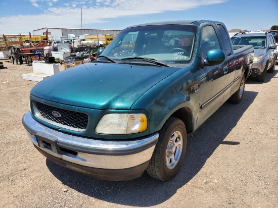 1998 Ford F-150 Pickup Truck RWD V8, 4.6L , Fuel Type: G , Transmission: 0