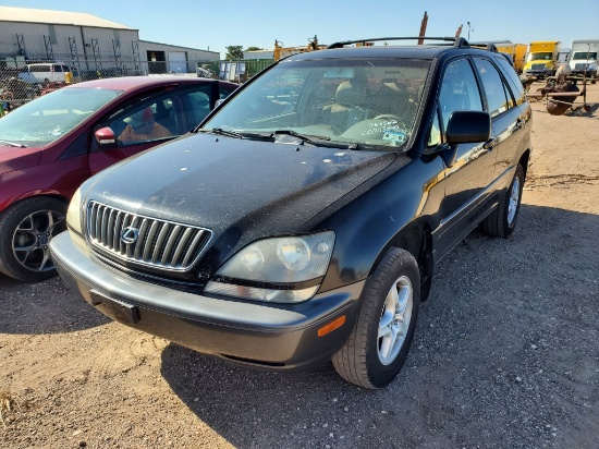 2000 Lexus RX 300 SUV SUV FWD V6, 3.0L , Fuel Type: G , Transmission: A4 ,