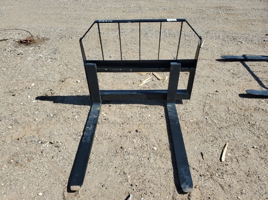 Tomahawk 45.5" Skid Steer Forks