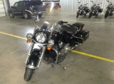2017 Harley Davidson Road King Motorcycle Engine Type: 107 Police , Fuel Ty